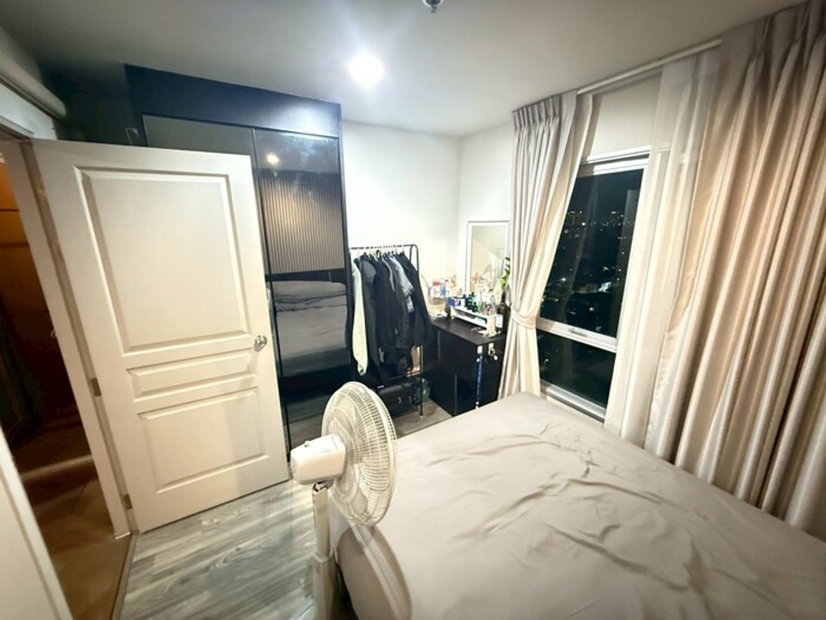 ขายคอนโดบางซื่อ วงศ์สว่าง เตาปูน : 💖💖ขายห้องคอนโด Richpark @Taopoon Interchange ใกล้ห้าง Gateway บางซื่อ ใกล้รถไฟฟ้า MRT เตาปูน ขายเพียง 2.65 ล้านบาท!! สนใจสอบถามได้นะคะ Line ID : atfirm2010 💖💖