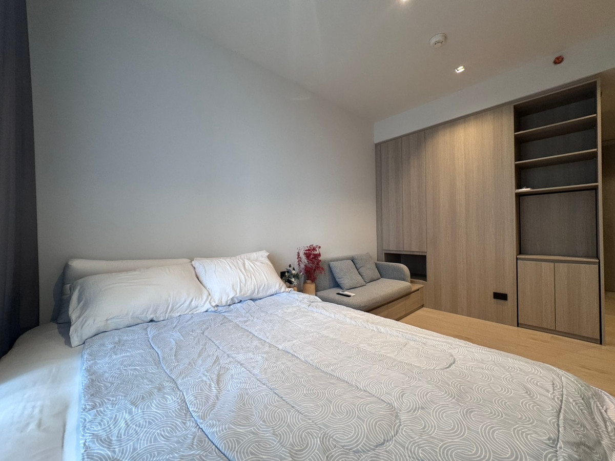 ให้เช่าคอนโดวงเวียนใหญ่ เจริญนคร : Modern Style, 15k/Month, Fully Furnished, Condo Close to BTS Wongwianyai, 5 Star Facility