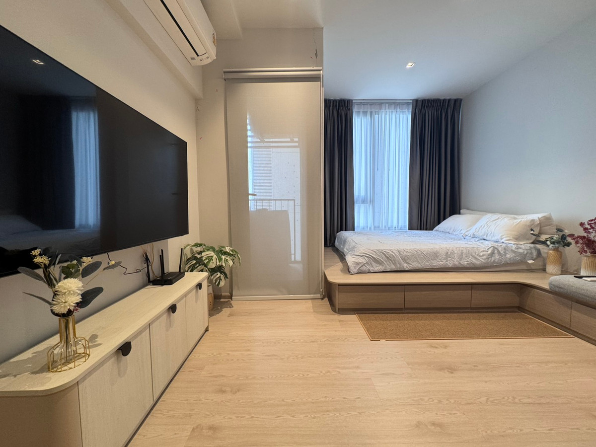 ให้เช่าคอนโดวงเวียนใหญ่ เจริญนคร : Modern Style, 15k/Month, Fully Furnished, Condo Close to BTS Wongwianyai, 5 Star Facility