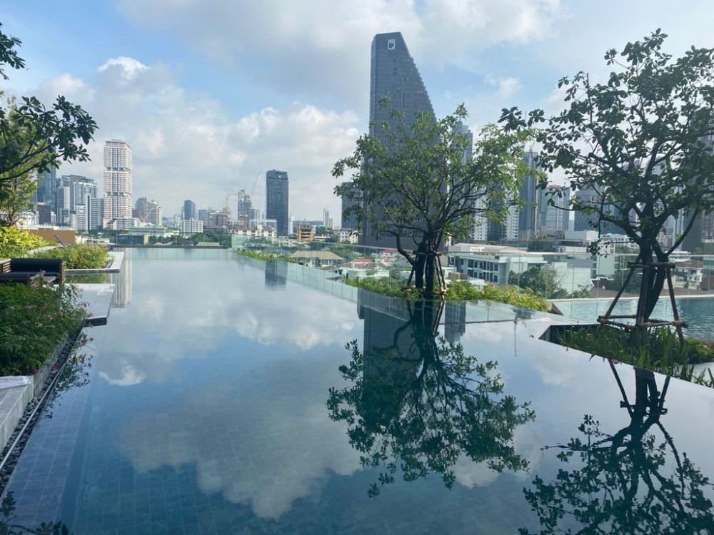 For SaleCondoSukhumvit, Asoke, Thonglor : 🔥Urgent Sale+🔥 Oka Haus, near BTS Thonglor Station, fully furnished, ready to move in.