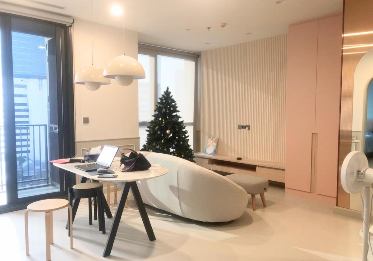 For SaleCondoSukhumvit, Asoke, Thonglor : 🔥Urgent Sale+🔥 Oka Haus, near BTS Thonglor Station, fully furnished, ready to move in.