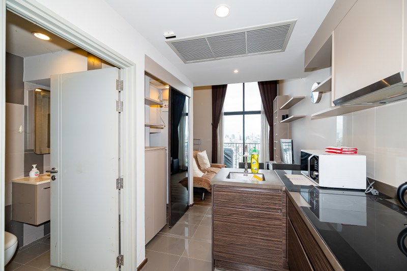 For SaleCondoSapankwai,Jatujak : 🔥Urgent Sale+🔥 Onyx Phaholyothin, near BTS Saphan Khwai station. Fully furnished and ready to move in.