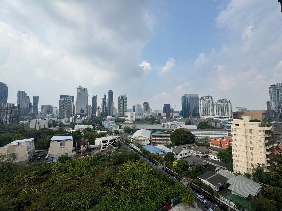ขายคอนโดสุขุมวิท อโศก ทองหล่อ : คอนโด Super Luxury ใจกลางทองหล่อ
☁️The Room Sukhumvit 38 
2 Bed 2 Bath 90.99 sq.m.💰20.9 MB.
☎️Phat 064-642-8664
☎️Nui 094-624-2014