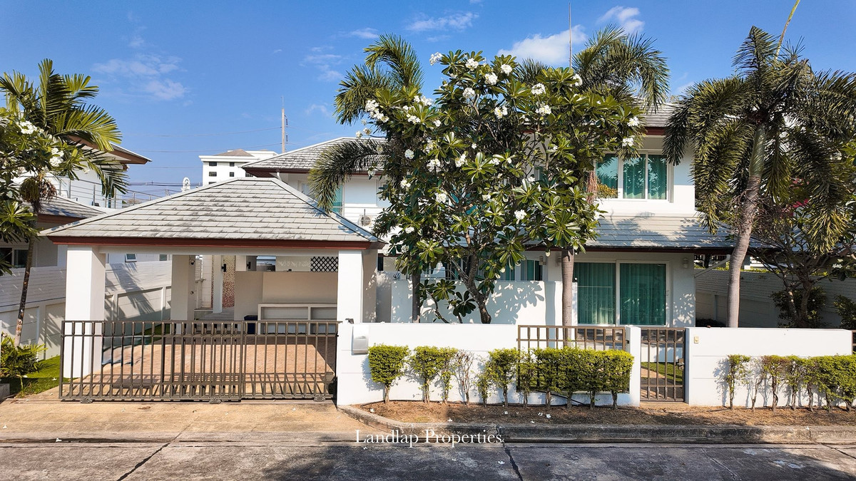 ขายพัทยา บางแสน ชลบุรี สัตหีบ : ขายบ้านพูลวิลล่าพัทยา สามารถทำธุรกิจได้  โครงการติดทะเล ลงหาดได้เลย