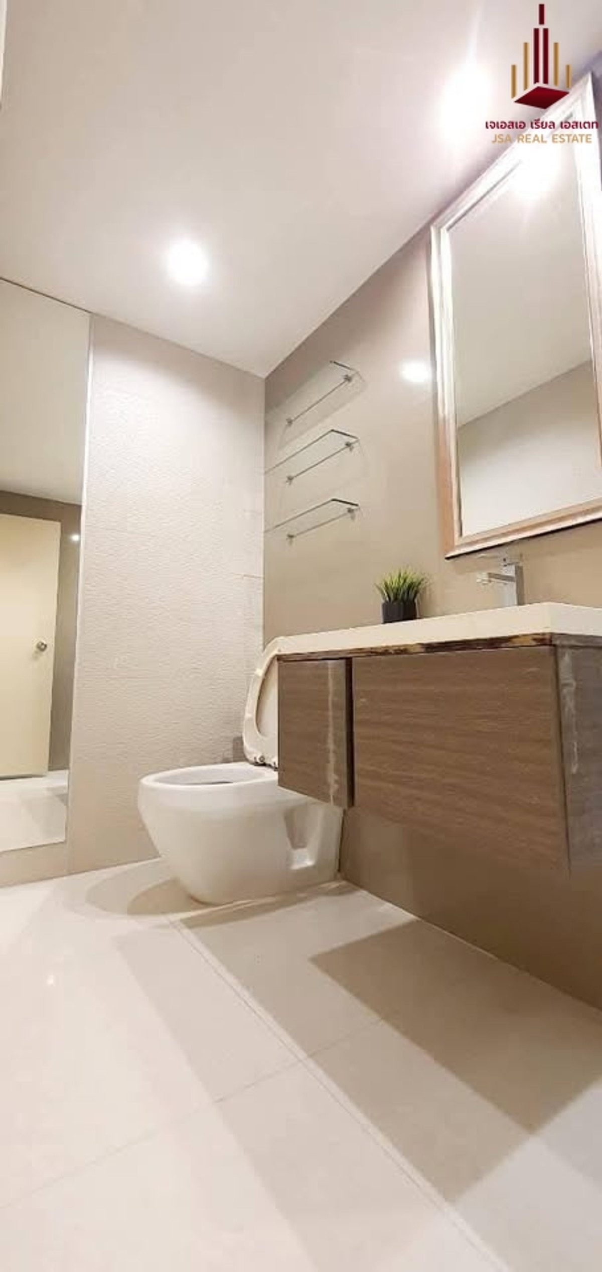 ให้เช่าคอนโดแจ้งวัฒนะ เมืองทอง : ✨ For Rent : The Lake Condominium  Condo ✨  💰 Only  18,000  thb/month