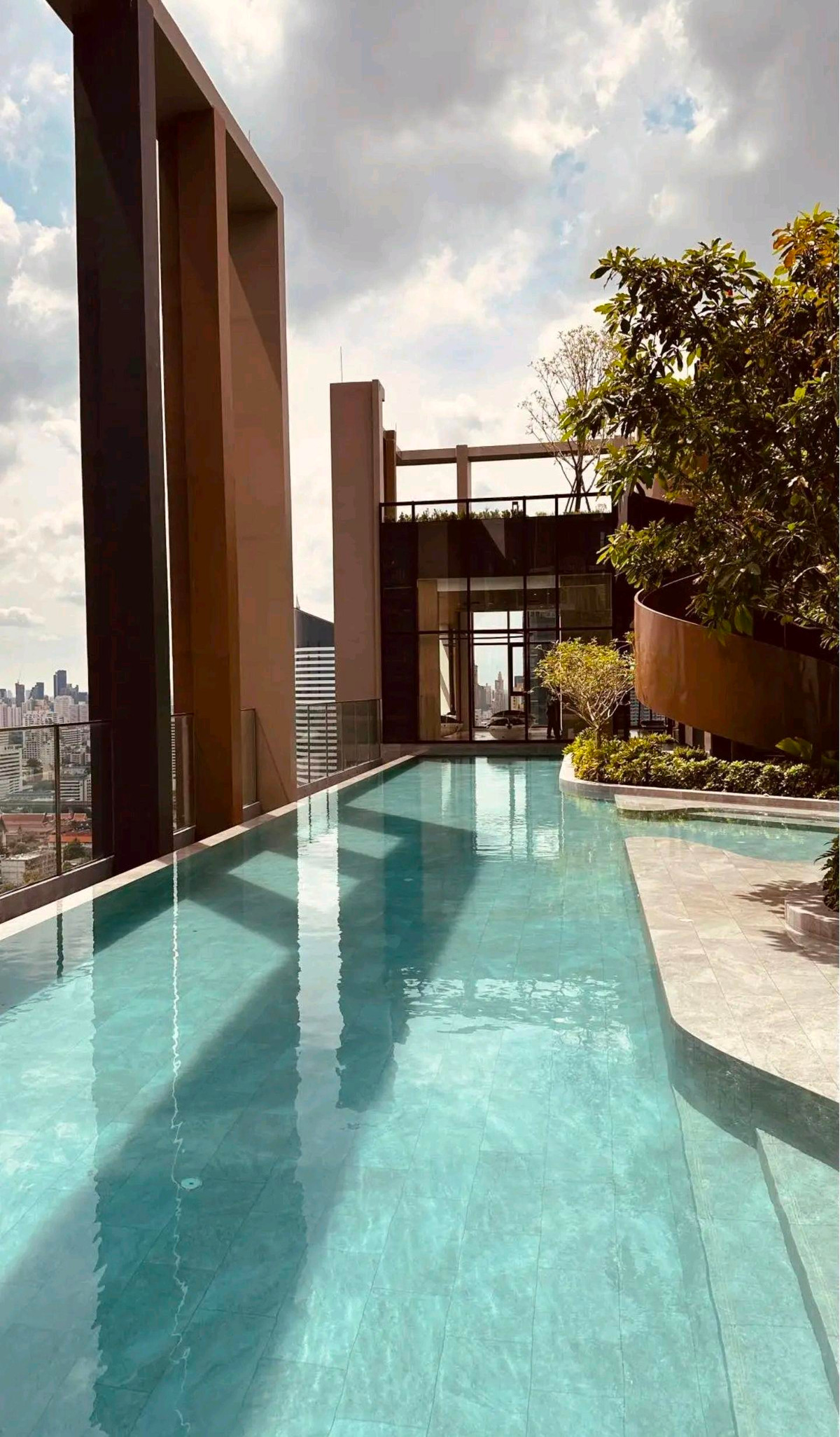 ให้เช่าคอนโดพระราม 9 เพชรบุรีตัดใหม่ RCA : ให้เช่าคอนโด🌈นิว ดิสทริค อาร์ 9🌈ติดยูนิลีเวอร์ พระราม 9, ใกล้เซ็นทรัล พระราม 9, ใกล้ MRT พระราม 9