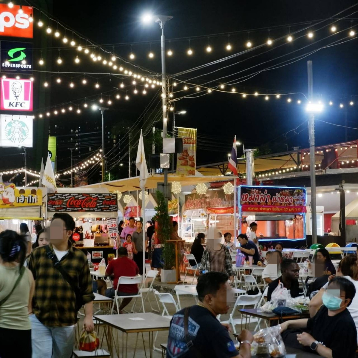 For LeaseholdRetail SpaceSamut Prakan,Samrong : Urgent sale, milk tea shop, prime location, in front of Robinson, worth almost 200,000 baht, lease only 99,000 baht.