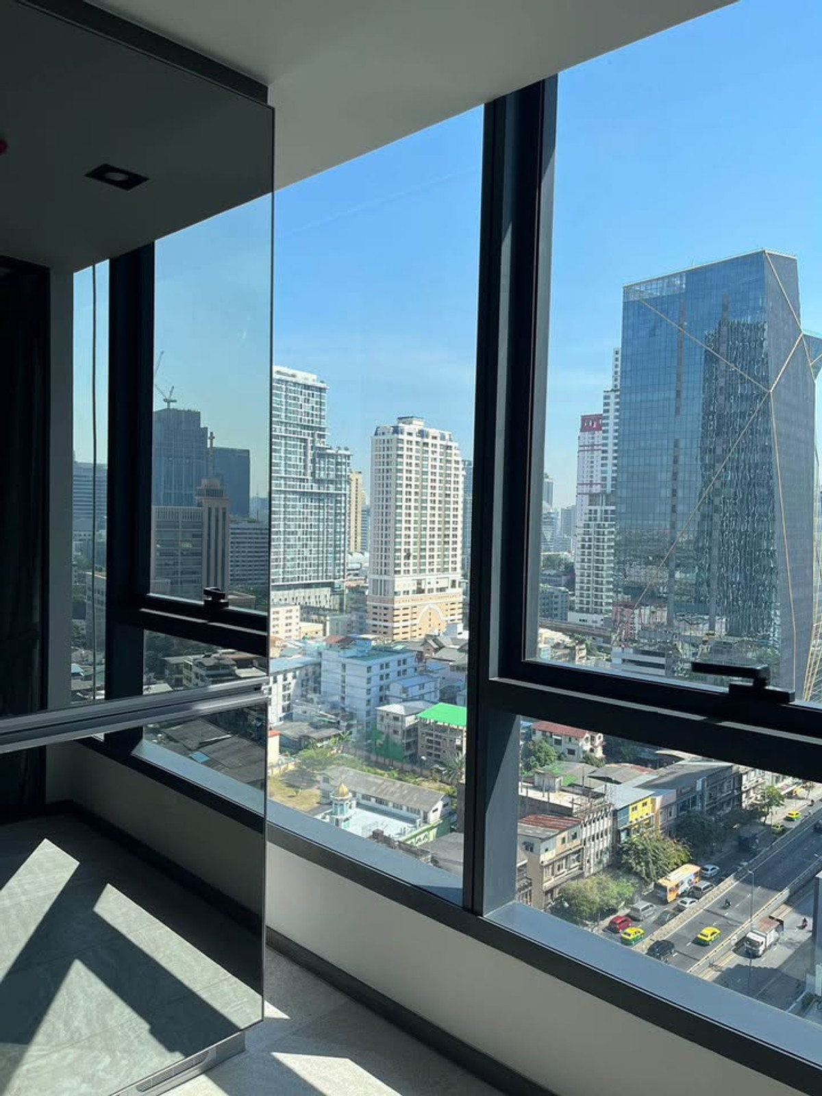 For RentCondoRatchathewi,Phayathai : Condo for rent CONNER Ratchathewi Monthly 45,000 thb.