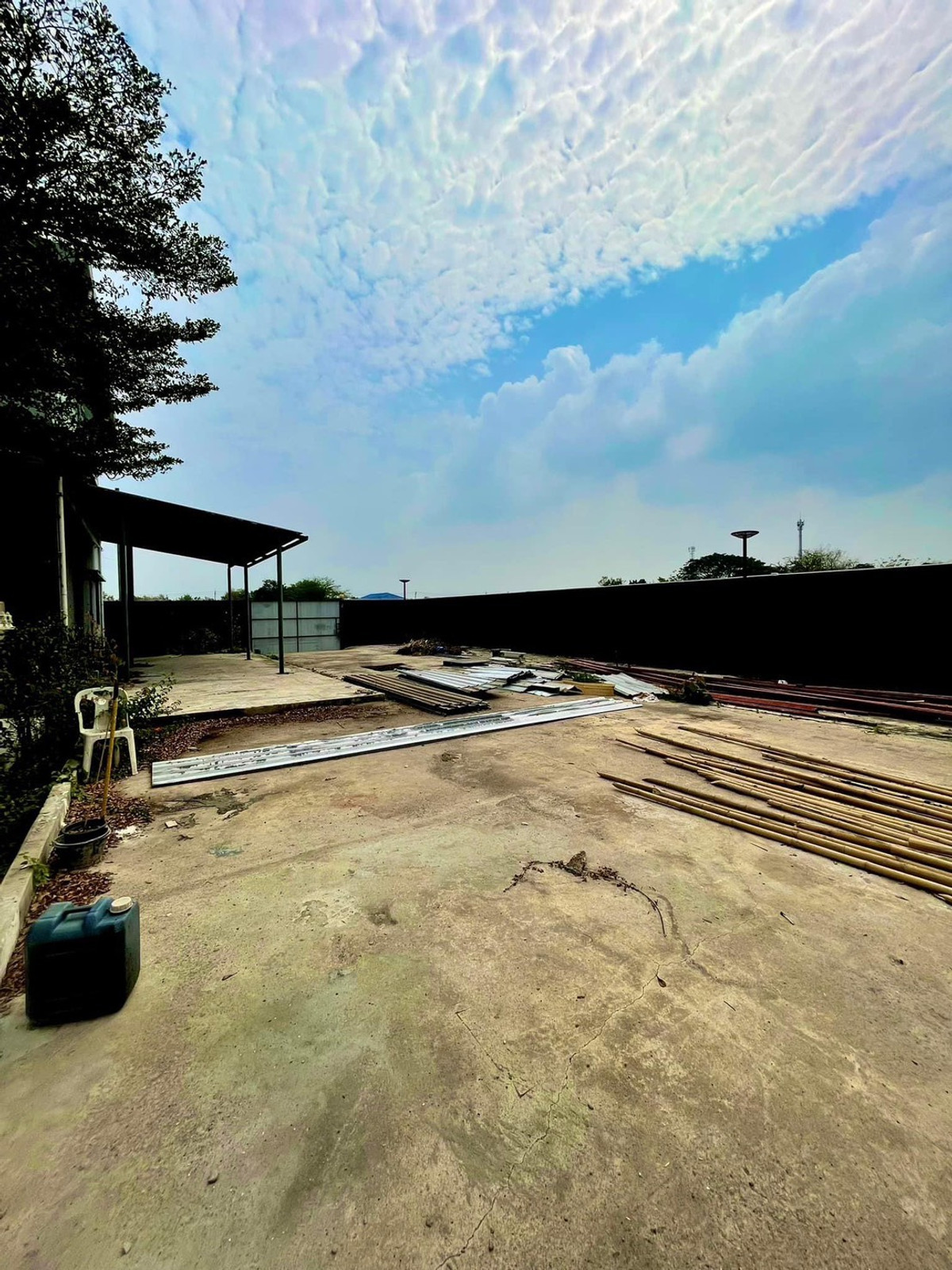 For RentHome OfficeNonthaburi, Bang Yai, Bangbuathong : Home office Bang Bua Thong - Sai Noi Area / 8 Bedrooms (FOR RENT) AOM091