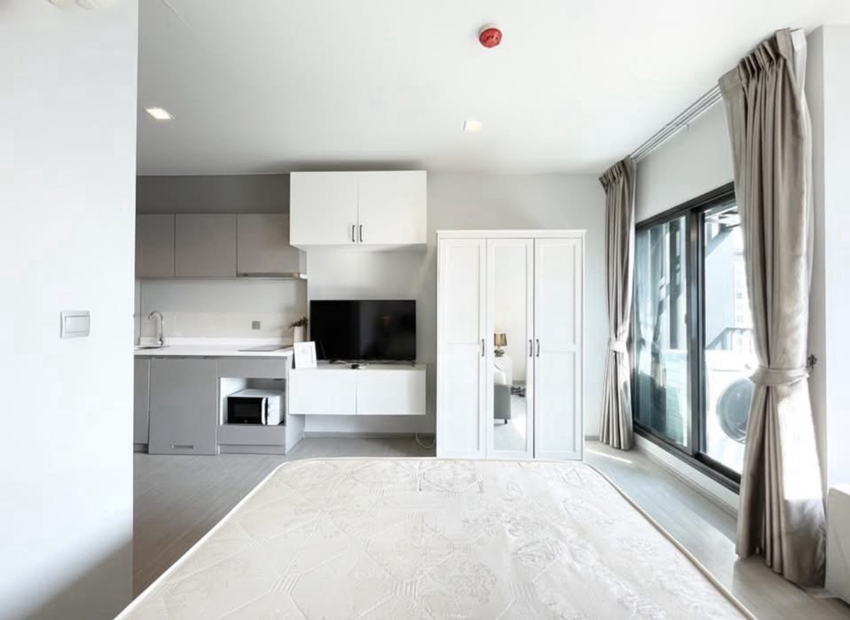 ให้เช่าคอนโดพระราม 9 เพชรบุรีตัดใหม่ RCA : ให้เช่า Life Asoke - Rama 9