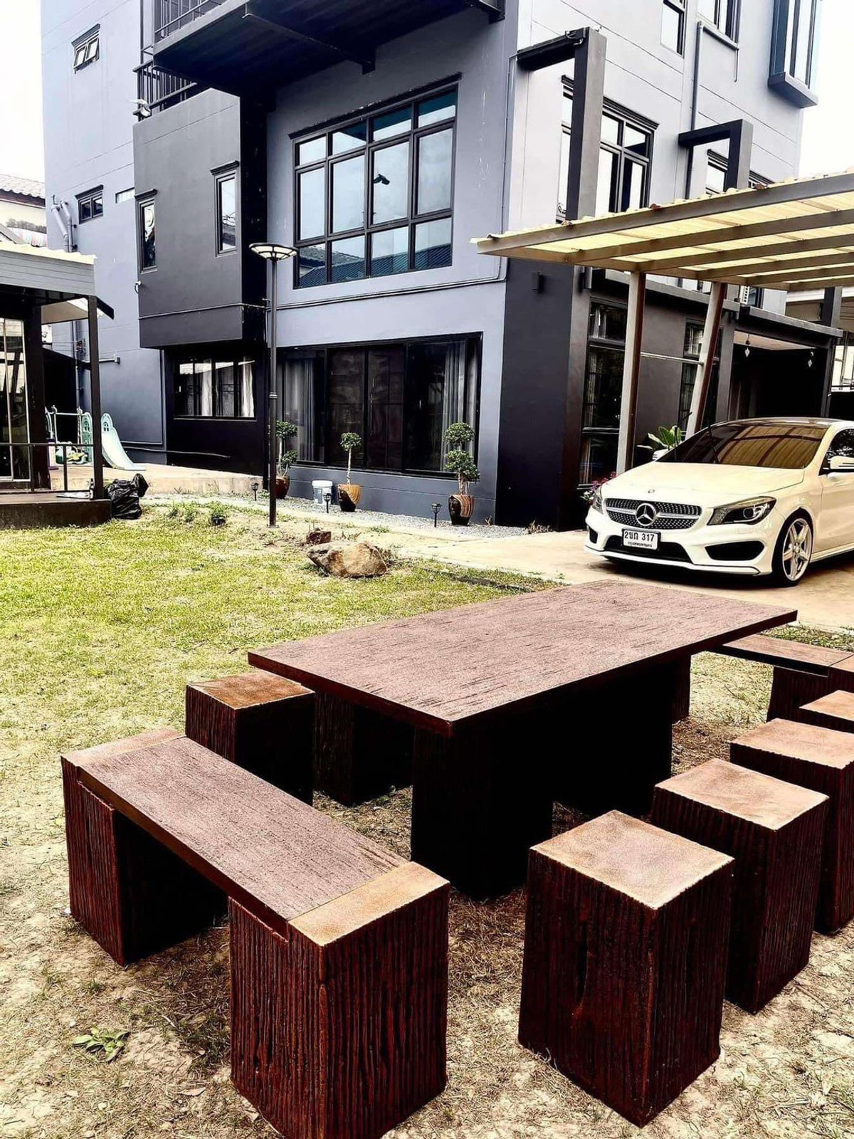 For RentHome OfficeNonthaburi, Bang Yai, Bangbuathong : Home office Bang Bua Thong - Sai Noi Area / 8 Bedrooms (FOR RENT) AOM091