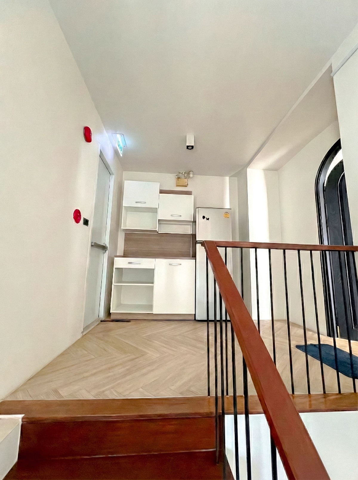 โฮมออฟฟิศพระราม 9 เพชรบุรีตัดใหม่ RCA : 🔥 ขายโฮมออฟฟิศหรู 5 ชั้น โครงการ The Element Rama 9 