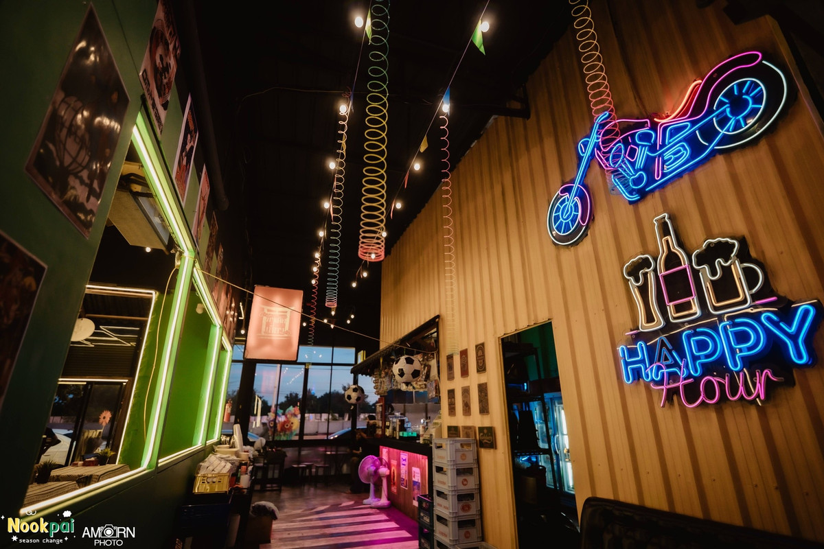 เซ้งร้านค้า/ตลาดนัดพระราม 5 ราชพฤกษ์ บางกรวย : เซ้งร้านสวยๆ  พระราม 5 ถนนนครอินทร์ ติดถนนใหญ่ เหมาะมากสำหรับ ร้านอาหาร +บาร์ ไลฟ์มิวสิค มีลานจอดรถ