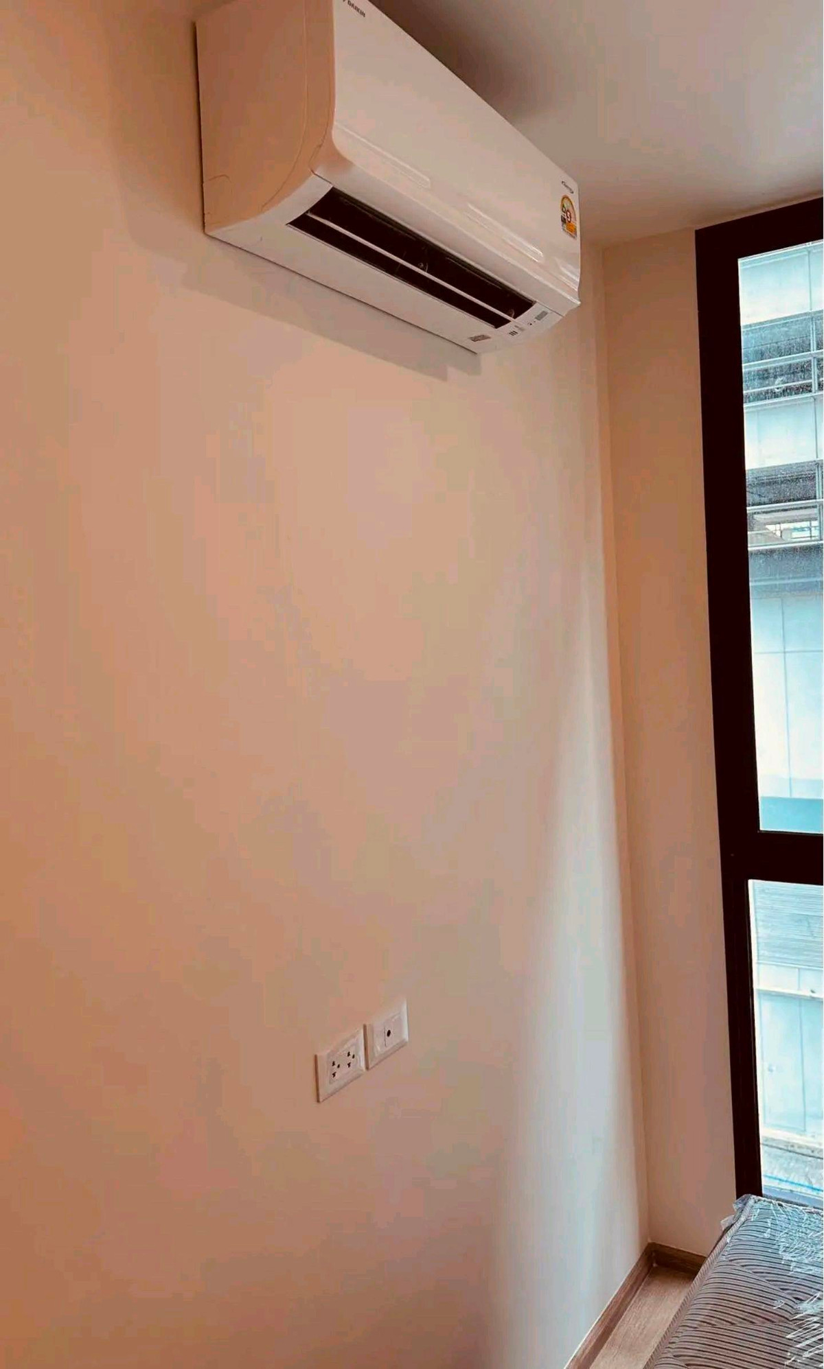 ให้เช่าคอนโดพระราม 9 เพชรบุรีตัดใหม่ RCA : ให้เช่าคอนโด🌈นิว ดิสทริค อาร์ 9🌈ติดยูนิลีเวอร์ พระราม 9, ใกล้เซ็นทรัล พระราม 9, ใกล้ MRT พระราม 9