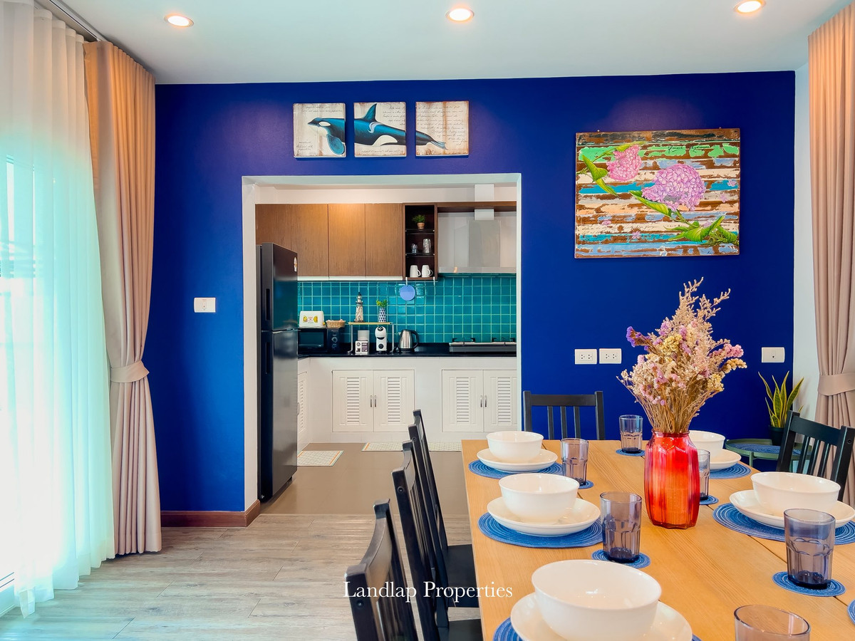 ขายพัทยา บางแสน ชลบุรี สัตหีบ : ขายบ้านพูลวิลล่าพัทยา สามารถทำธุรกิจได้  โครงการติดทะเล ลงหาดได้เลย