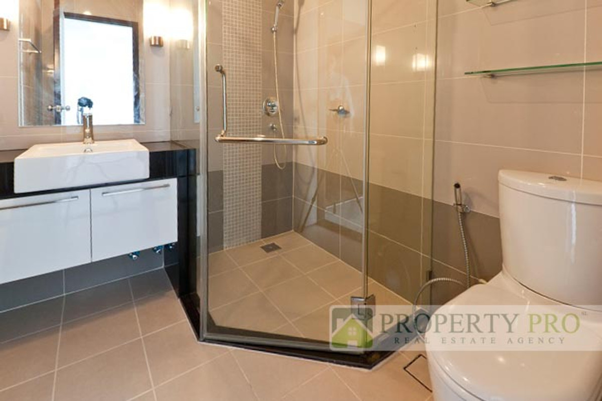 ขายคอนโดวงเวียนใหญ่ เจริญนคร : ขาย Supalai River Resort เจริญนคร แบบ 2 นอน 2 น้ำ 77 ตรม ชั้นสูง วิวแม่น้ำเจ้าพระยา ใกล้ พระราม 3 กรุงธนบุรี สะพานสาทร ICONSIAM ตรงข้าม Asiatique : SL26S-004