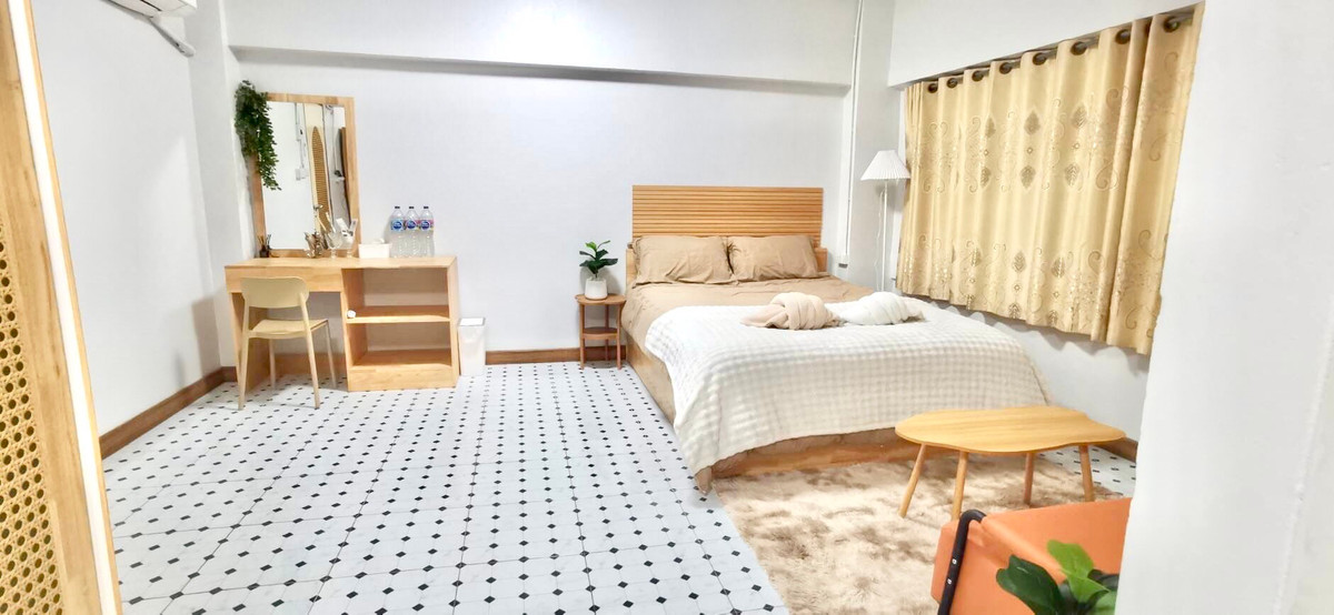 ให้เช่าปิ่นเกล้า จรัญสนิทวงศ์ : อพาร์ทเม้นท์ห้องพัก กว้าง! รีโนเวทใหม่ แอร์ เฟอร์ครบ! ทำเลดีมาก ใกล้ MRT ป้ายรถเมล์ ตลาดสด แมคโคร โลตัส