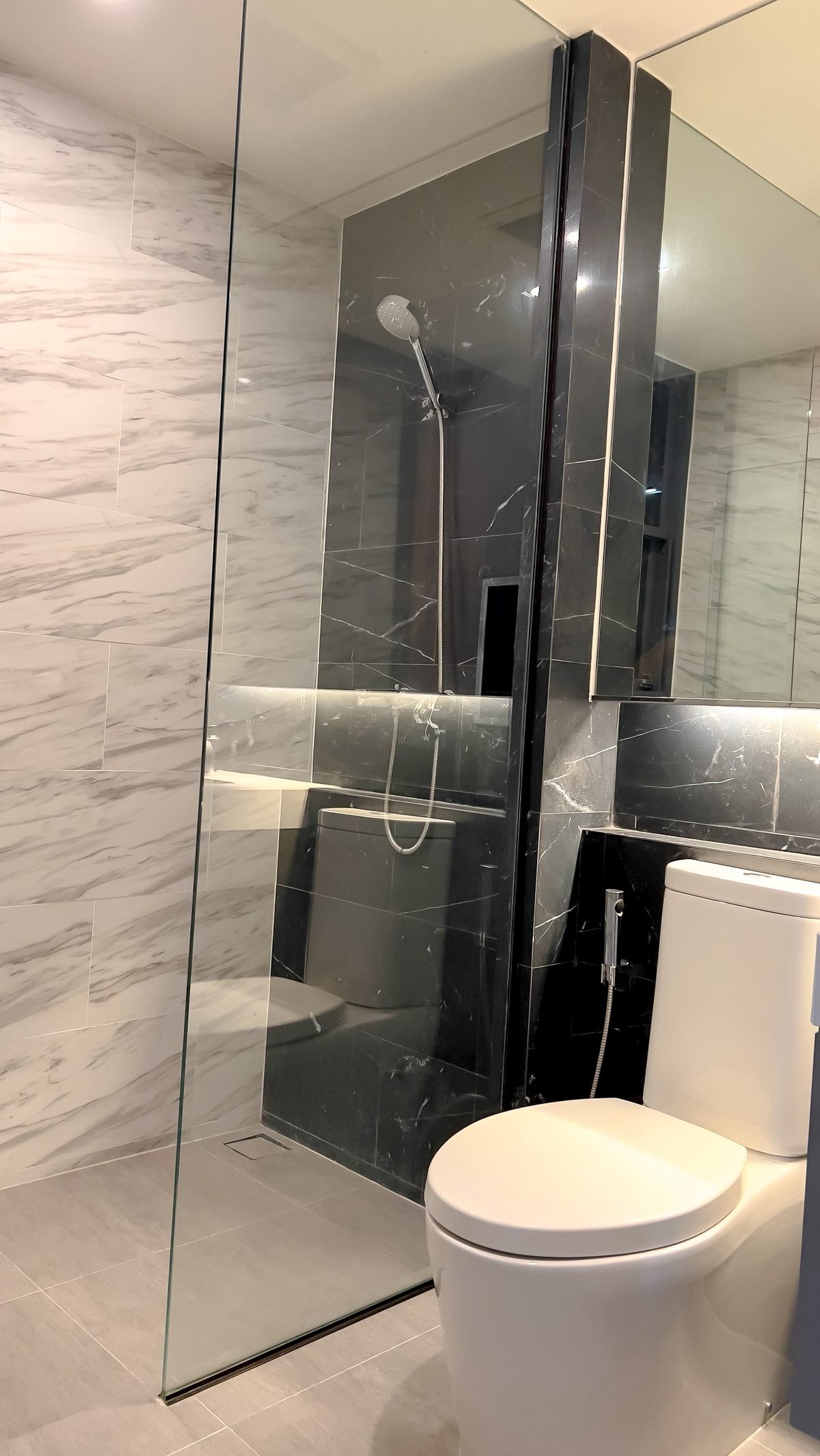 โฮมออฟฟิศพระราม 9 เพชรบุรีตัดใหม่ RCA : 🔥 ขายโฮมออฟฟิศหรู 5 ชั้น โครงการ The Element Rama 9 