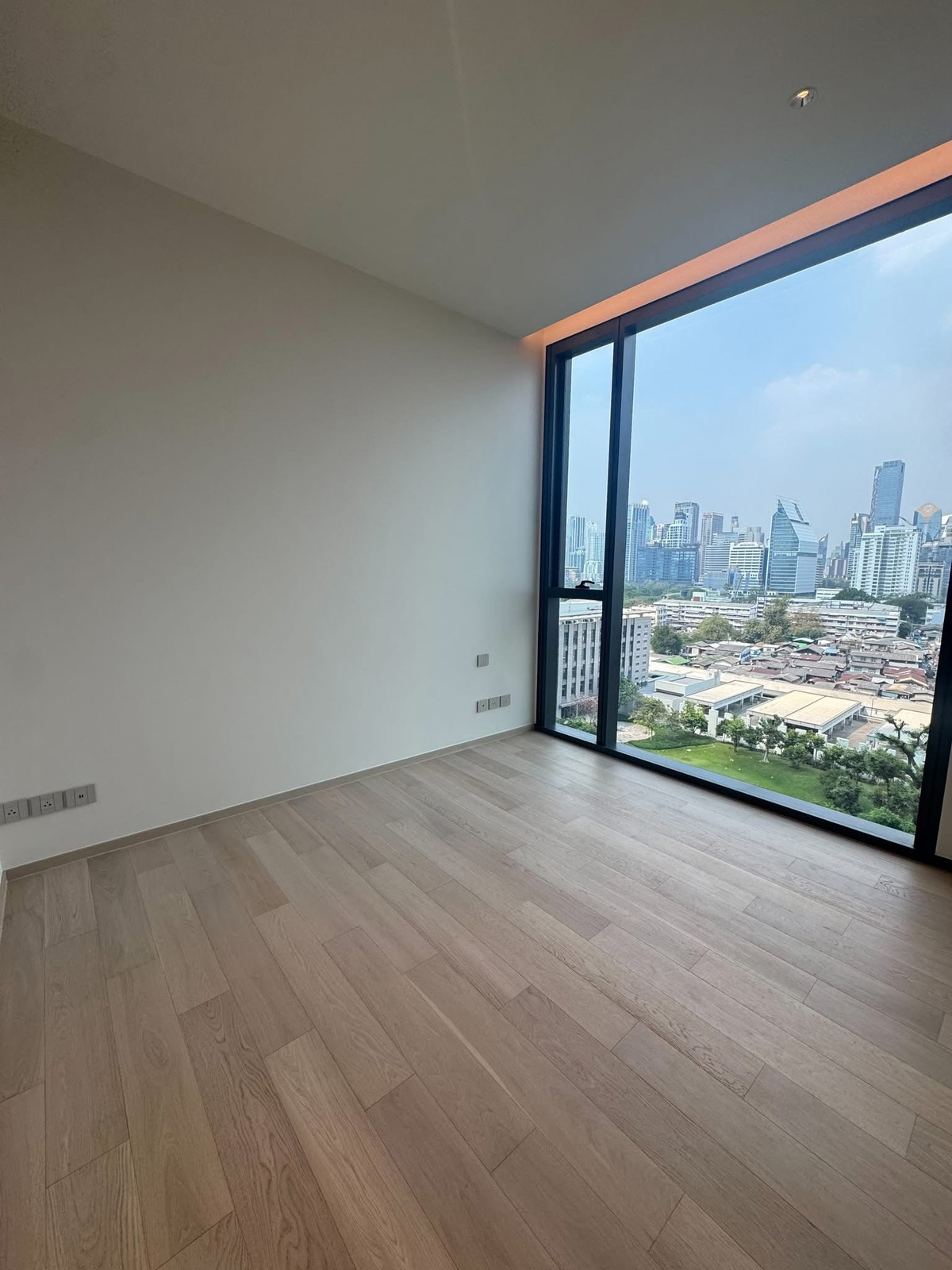 For SaleCondoWitthayu, Chidlom, Langsuan, Ploenchit : EI8TEEN SEVEN One Bangkok: 1bed 1bath 63.45sqm. 20,900,000 Am: 0656199198