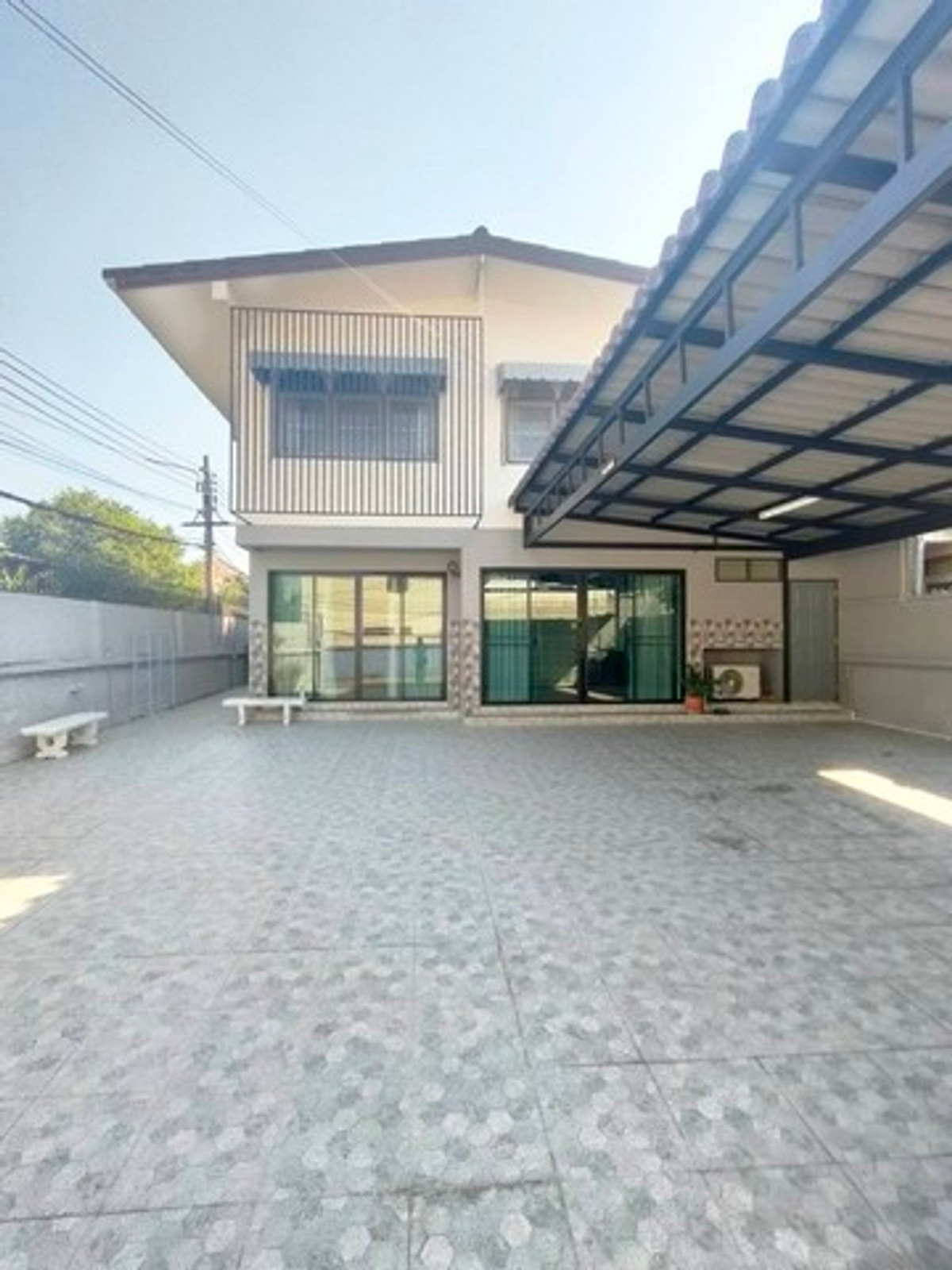 For RentHouseChokchai 4, Ladprao 71, Ladprao 48, : 2-story detached house for rent in Chokchai 4, Lat Phrao, Lat Phrao, Wang Hin, Senanikom, near MRT Chokchai 4, parking for 5 cars, suitable for living and making a home office.