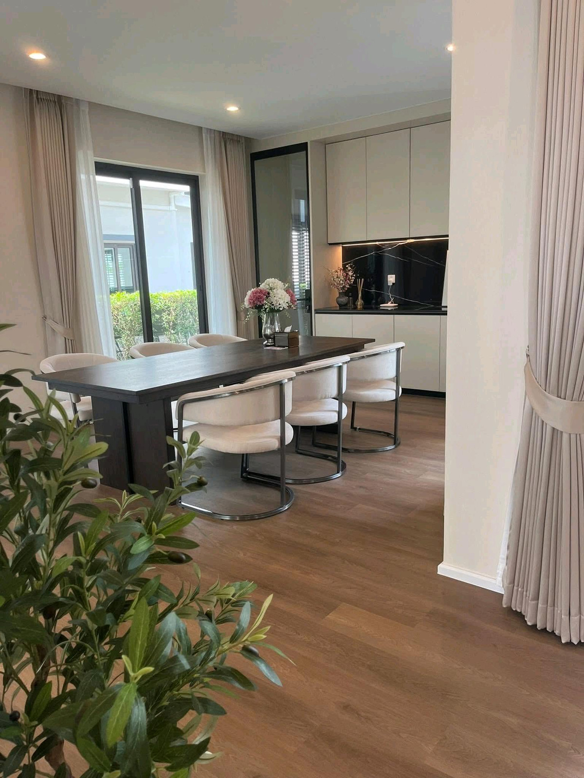 ให้เช่าบ้านบางนา แบริ่ง ลาซาล : Vivaldi Bangna Km.5 For Rent 