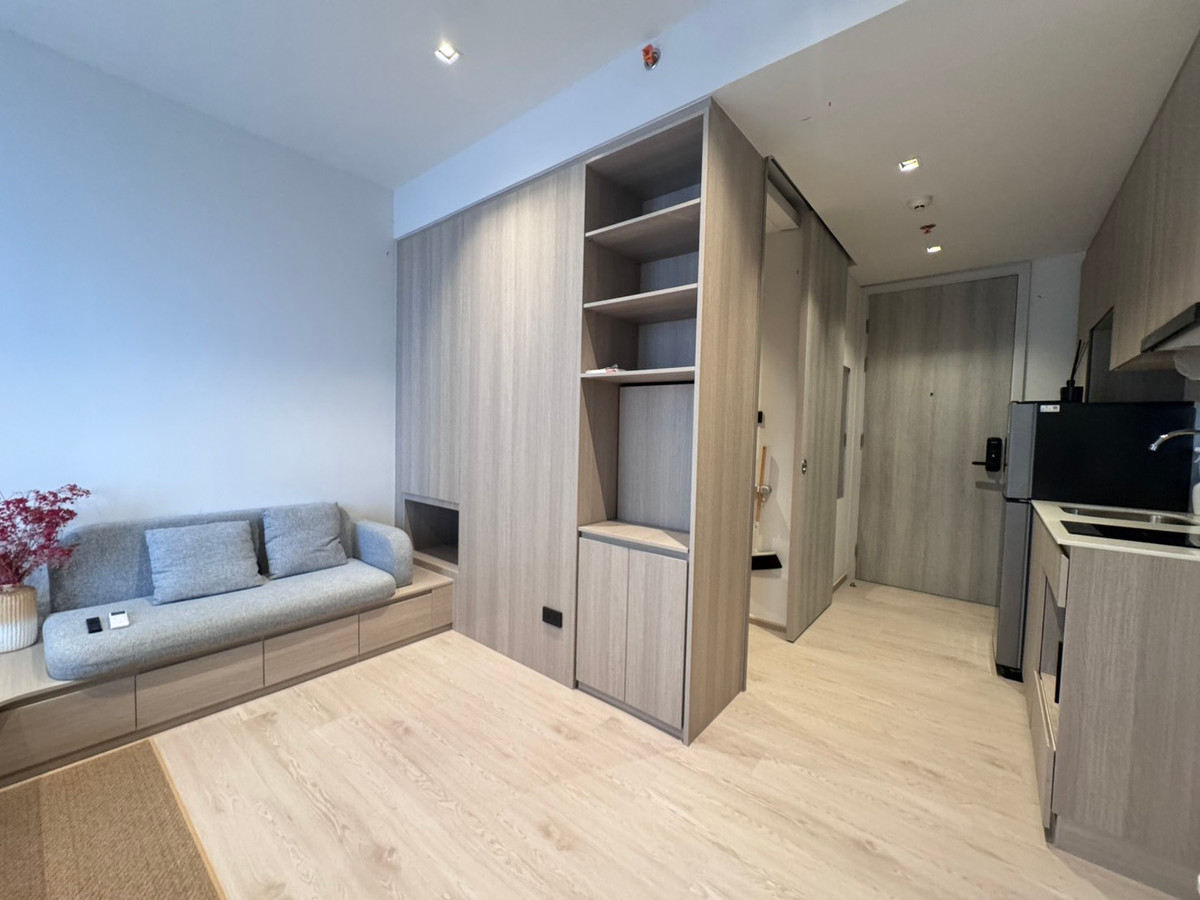 ให้เช่าคอนโดวงเวียนใหญ่ เจริญนคร : Modern Style, 15k/Month, Fully Furnished, Condo Close to BTS Wongwianyai, 5 Star Facility