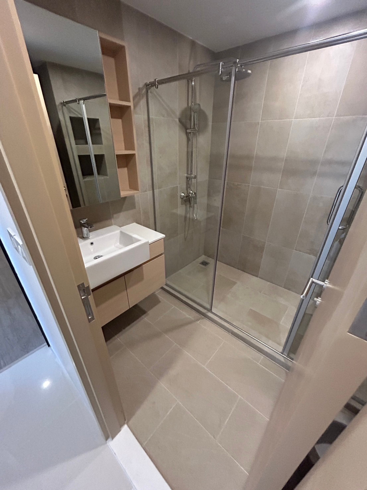 For SaleCondoSathorn, Narathiwat : The Shade Sathorn 1 / 1 Bedroom (SALE WITH TENENT), The Shade Sathorn 1 / 1 Bedroom (Sale with Tenant) PT102