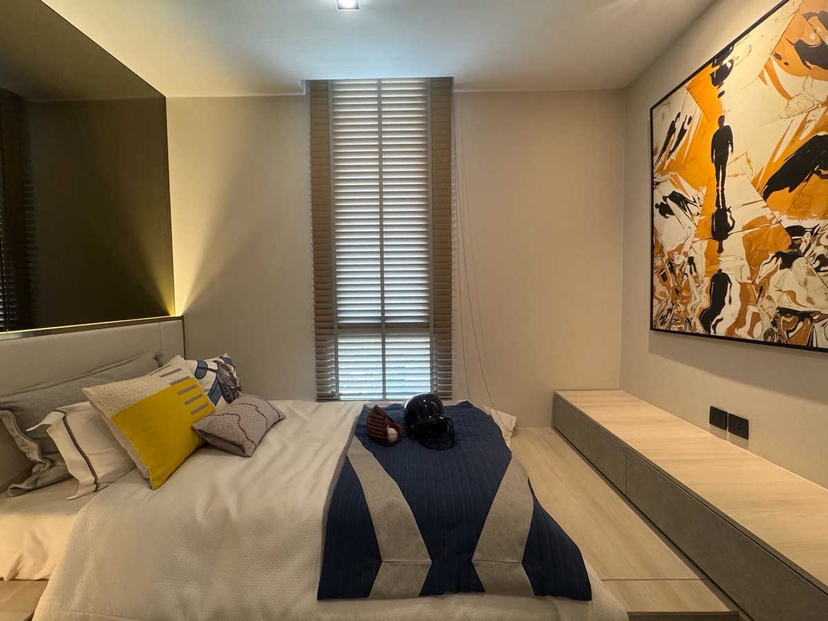 ขายคอนโดสุขุมวิท อโศก ทองหล่อ : The Room Sukhumvit 38 🌃
2 Bed 2Bath 79.12 sq.m. Price13.99MB.
🚝Only 700 m. to BTS Thonglor
📞Phat 064-642-8664
📞Nui 094-624-2014