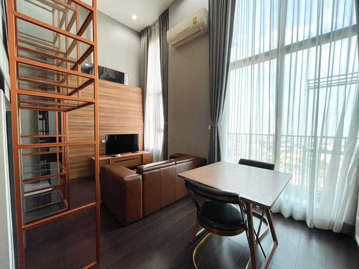 ให้เช่าคอนโดสุขุมวิท อโศก ทองหล่อ : FOR RENT ：C Ekkamai 🔥PRICE 🔥ราคา 24,000 บาท/เดือน🔥