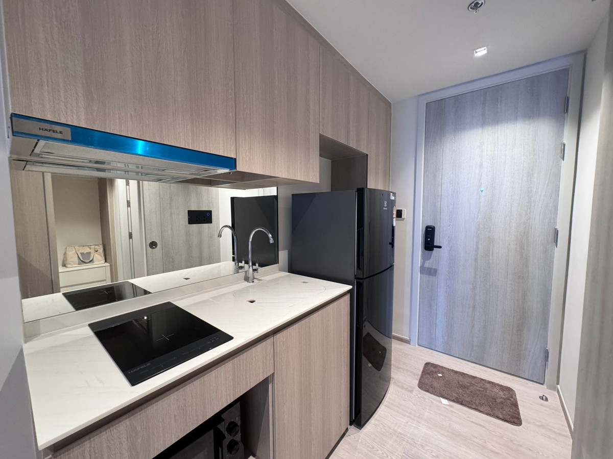 ให้เช่าคอนโดวงเวียนใหญ่ เจริญนคร : Reference สาทร วงเวียนใหญ่, คอนโดใหม่ ห้องใหม่ ติด bts วงเวียนใหญ่ ว่างพร้อมให้เช่า 