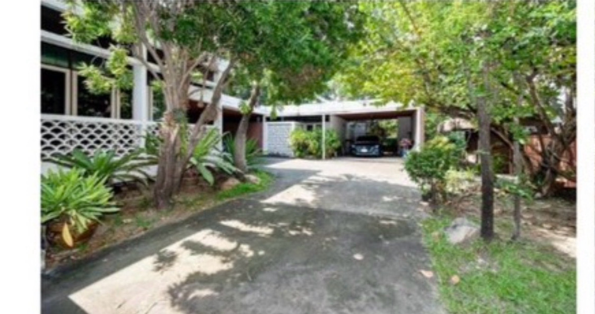 For SaleLandRamkhamhaeng, Hua Mak : Land for sale with buildings, good location, Soi Ramkhamhaeng 21 (Nawasri)