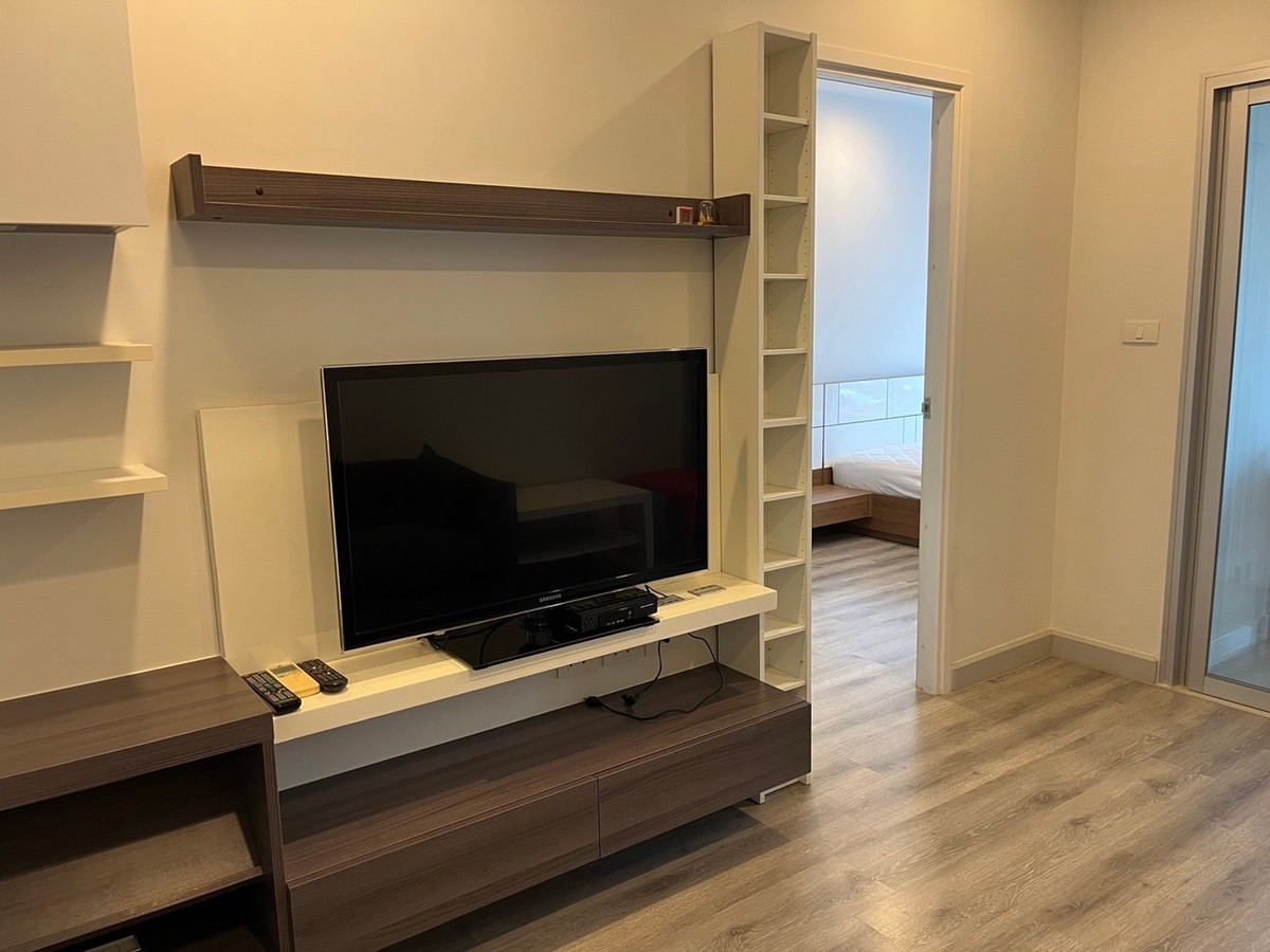 For RentCondoSathorn, Narathiwat : For Rent ✨ Centric Sathorn - Saint Louis ✨ Fully furnished with appliances, near BTS Surasak.