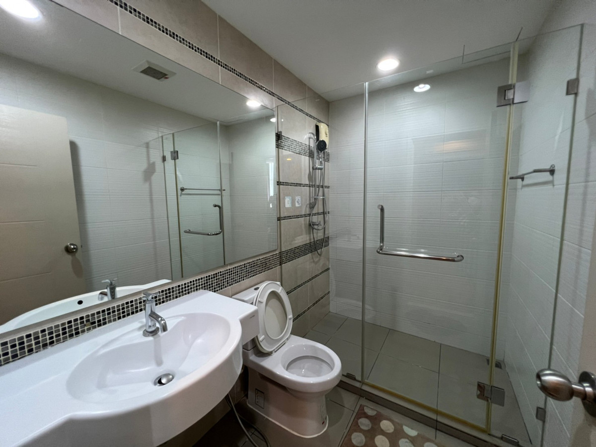 For RentCondoSathorn, Narathiwat : ( UL2307201 ) Tel/Line 096-2479369 ,  FOR RENT Centric Sathorn St.louis // 1 BEDROOM 1 BATHROOM 46 SQ.M. RARE ITEM