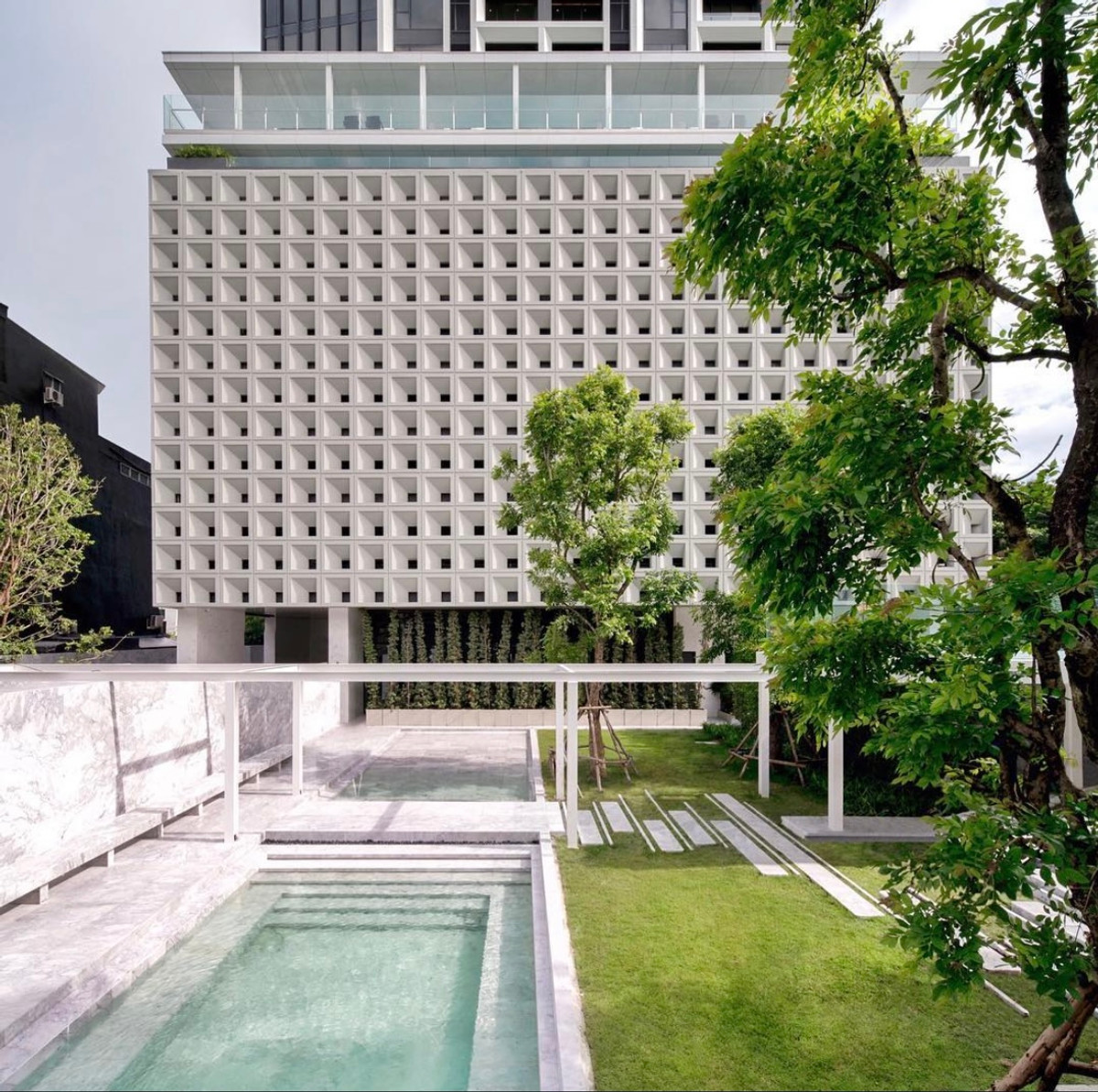 ให้เช่าคอนโดสุขุมวิท อโศก ทองหล่อ : ให้เช่าคอนโด บีทนิค สุขุมวิท 32 (บีทีเอสทองหล่อ)  (SA-01) 