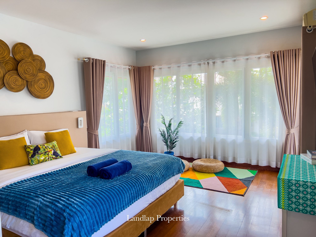 ขายพัทยา บางแสน ชลบุรี สัตหีบ : ขายบ้านพูลวิลล่าพัทยา สามารถทำธุรกิจได้  โครงการติดทะเล ลงหาดได้เลย