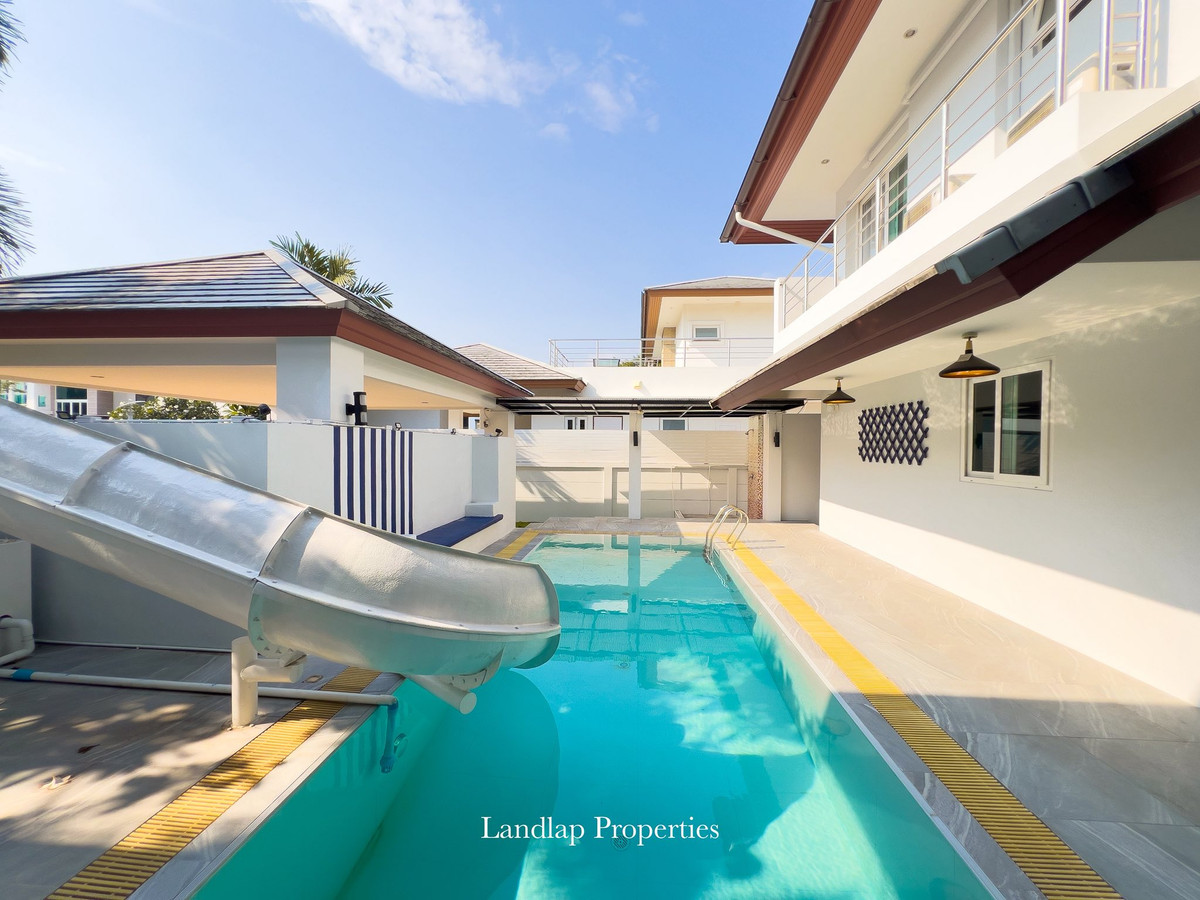 ขายพัทยา บางแสน ชลบุรี สัตหีบ : ขายบ้านพูลวิลล่าพัทยา สามารถทำธุรกิจได้  โครงการติดทะเล ลงหาดได้เลย