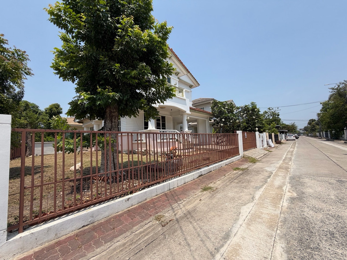 ขายบ้านสมุทรปราการ สำโรง : บ้านเดี่ยวหลังมุม 96 ตร.ว ชัยพฤกษ์ บางพลี
 3 ห้องนอน |  3 ห้องน้ำ |  2 ที่จอดรถ