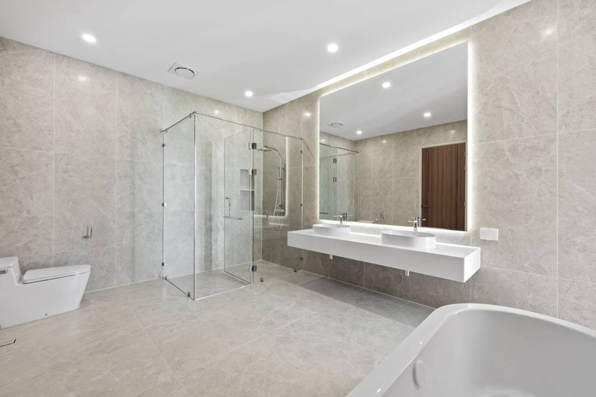 ขายบ้านรัชดา ห้วยขวาง :  ขายบ้านหมู่บ้าน The Zenith  49.1ตร.วา ในซอยโรงเรียน SISB (โรงเรียนนานาชาติสิงคโปร์)New renovated