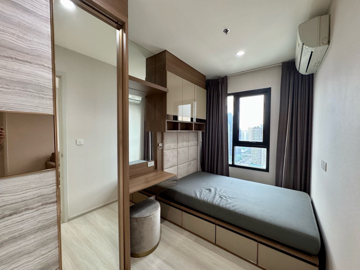 For RentCondoRama9, Petchburi, RCA : 🚊O m. to Airport Link Makkasan | Life Asoke 💫