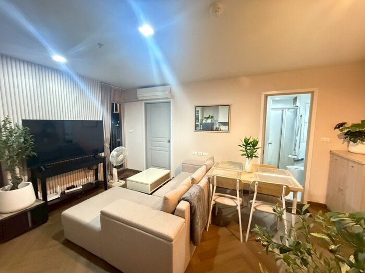 ขายคอนโดบางซื่อ วงศ์สว่าง เตาปูน : [ ขายห้อง  1ห้องนอน ] คอนโด Richpark @Taopoon Interchange ใกล้รถไฟฟ้า MRT เตาปูน 🚝