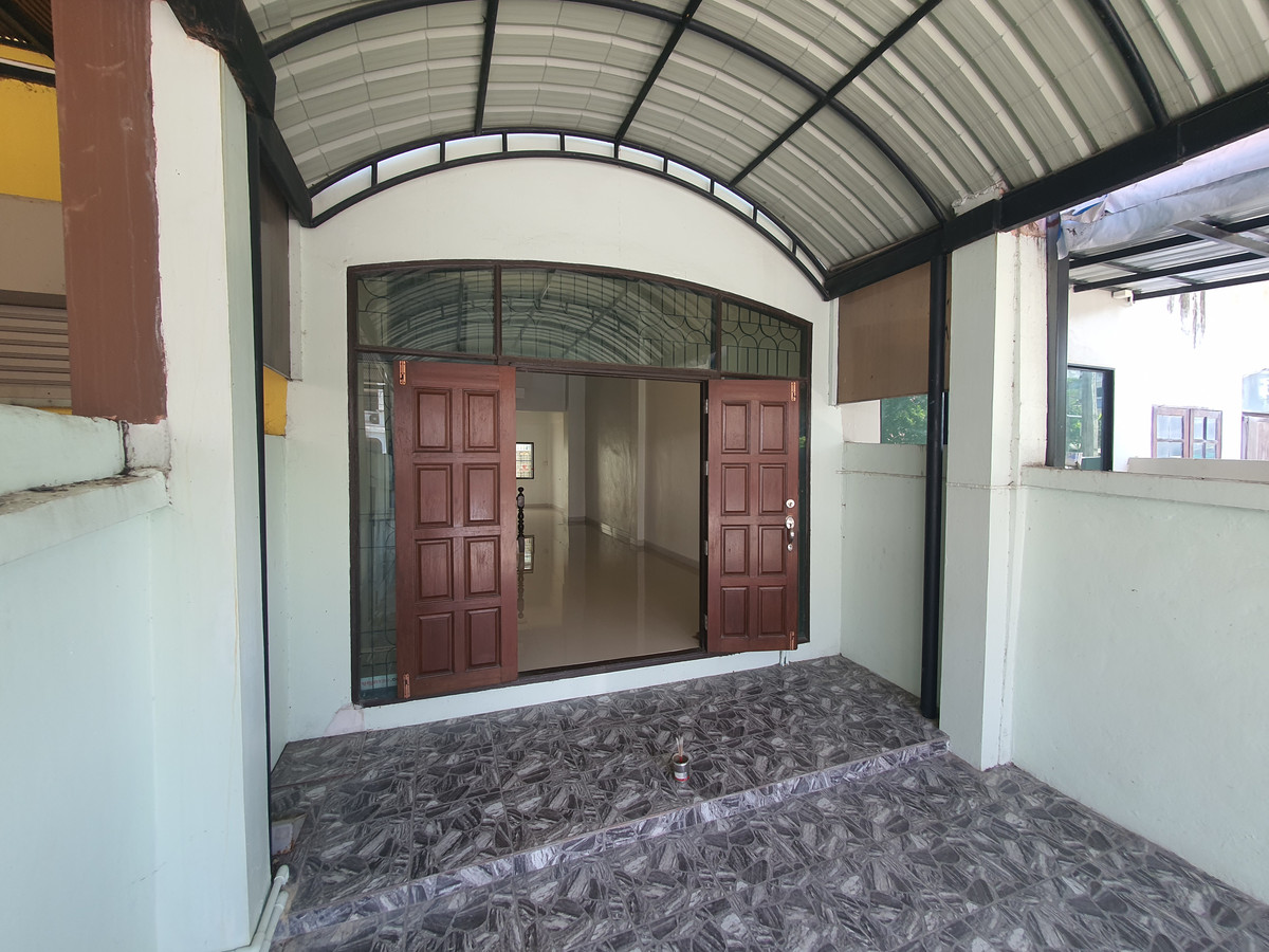 For SaleTownhomePhutthamonthon, Salaya : 3-story townhome, completely renovated, Boromarajonani 119 | 4 bedrooms, 3 bathrooms, high ceilings, not hot house, strong structure, ready to move in, near Mahidol, good location, nice to live in!