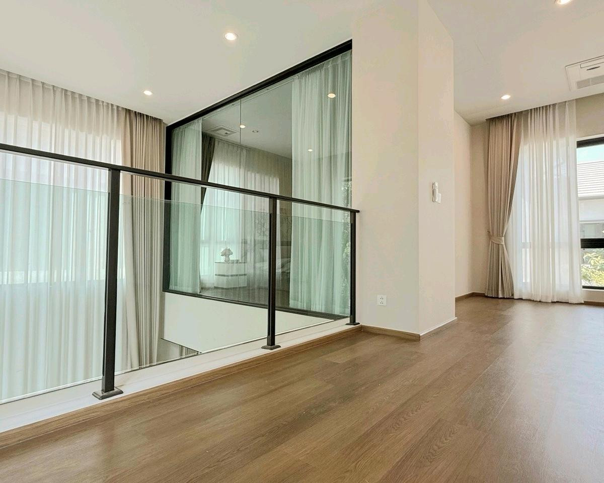 ให้เช่าบ้านบางนา แบริ่ง ลาซาล : Vivaldi Bangna Km.5 For Rent 