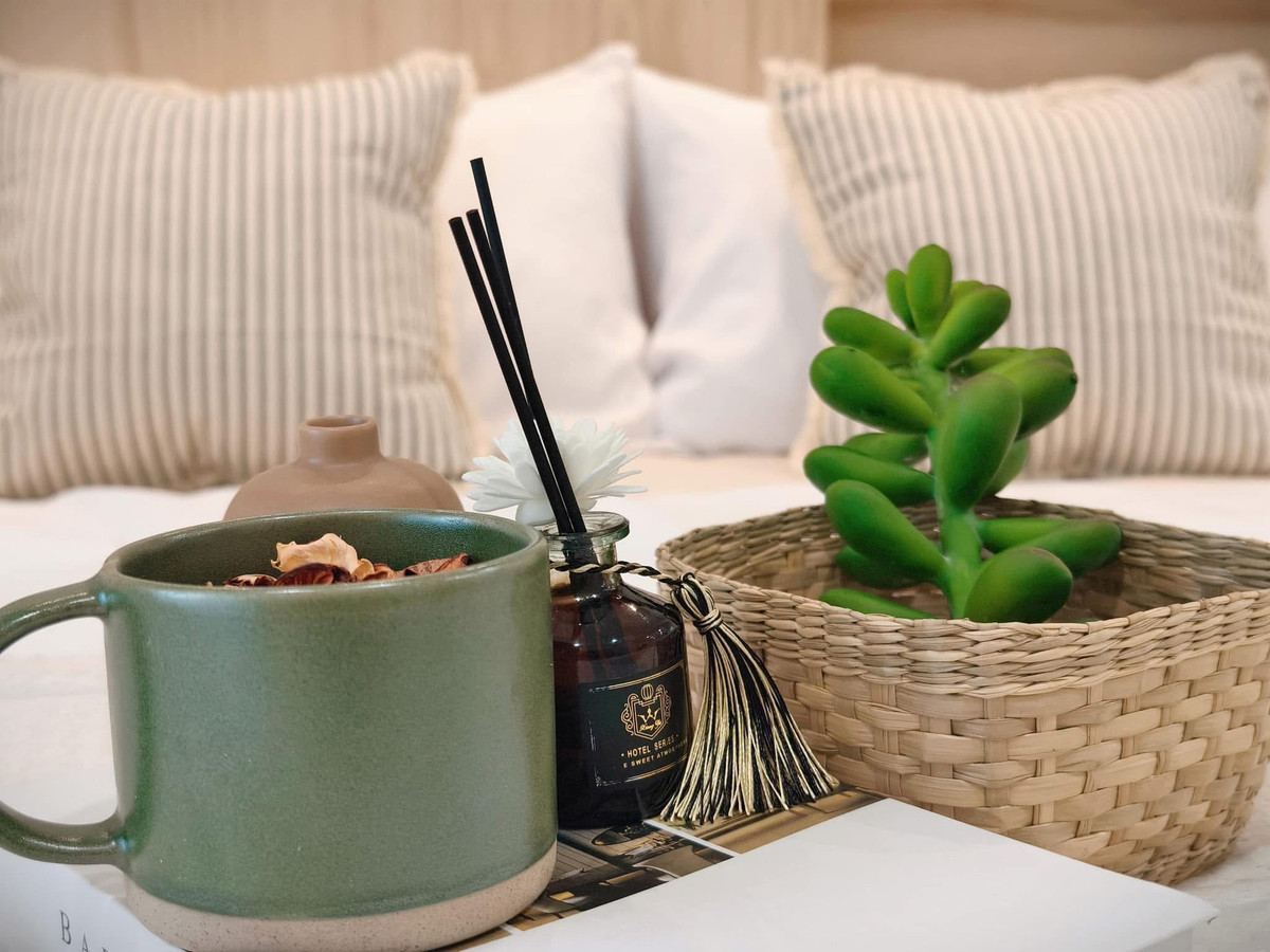 CondoBang kae, Phetkasem : Urgent rent/sale🔥 Large suite 43.56 sq m. ✨Newly renovated, ready to move in. Rent only: 4,300 baht/month, or buy for 799,000 (suitable for those with an income of 15,000 or more). Room on the 4th floor is very private.