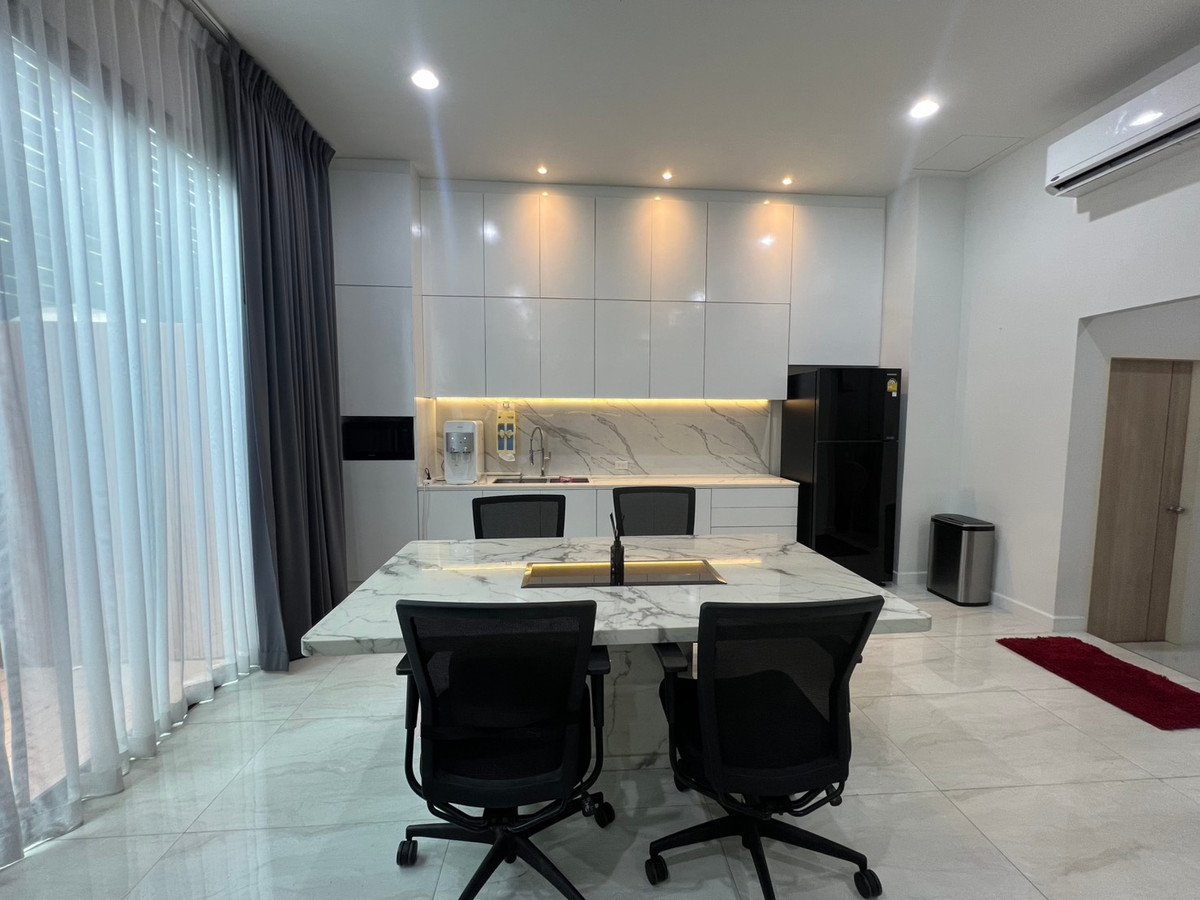 อาคารพาณิชย์โชคชัย4 ลาดพร้าว71 : ขาย/เช่า ทาวน์โฮม The Author รัชดา 32 ทำเลกลาง ลาดพร้าว ใกล้ MRT ลาดพร้าว และ ภาวนา โทร.098-905-2645