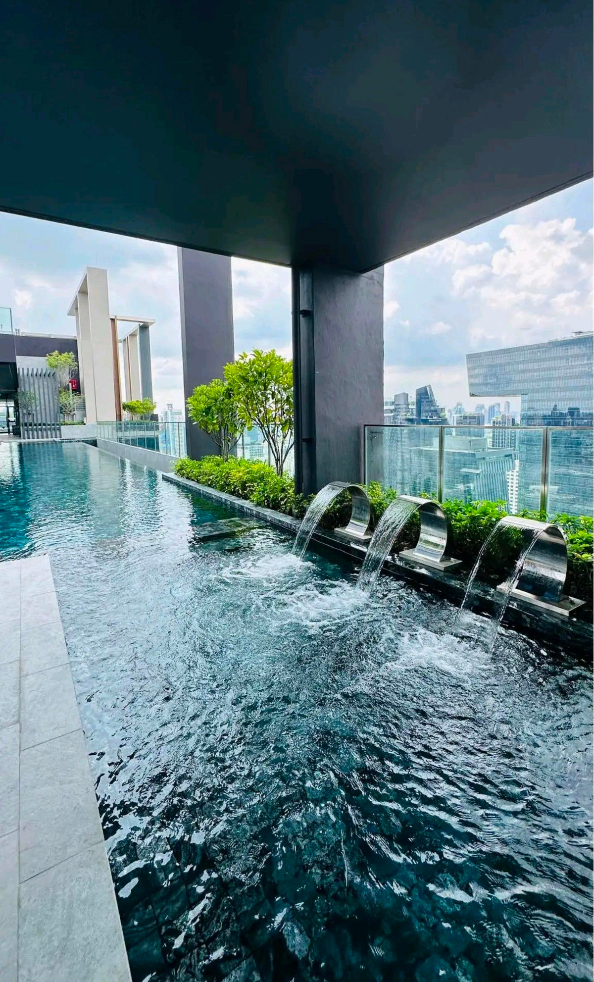 ให้เช่าคอนโดพระราม 9 เพชรบุรีตัดใหม่ RCA : ให้เช่าคอนโด🌈นิว ดิสทริค อาร์ 9🌈ติดยูนิลีเวอร์ พระราม 9, ใกล้เซ็นทรัล พระราม 9, ใกล้ MRT พระราม 9