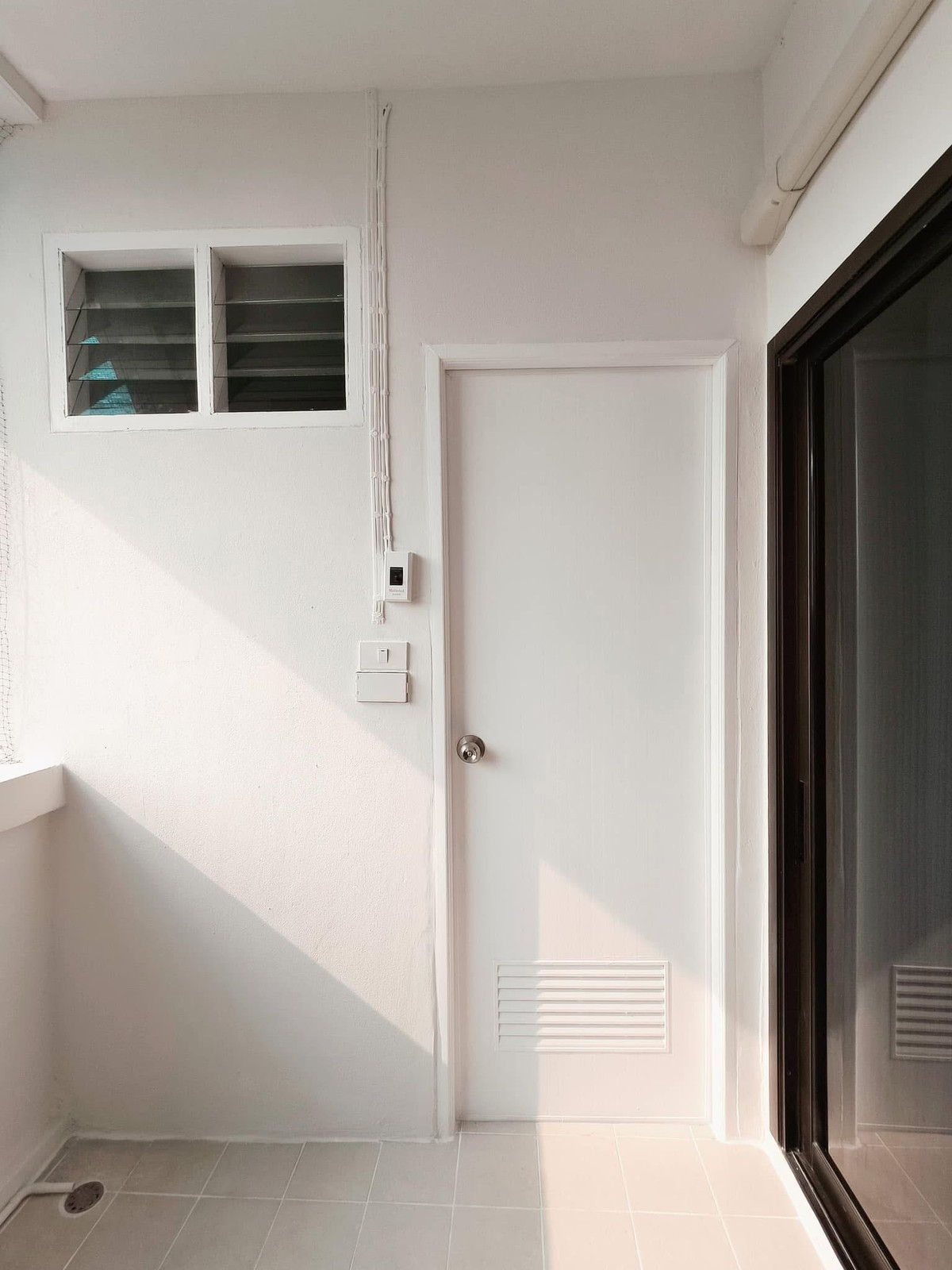 CondoBang kae, Phetkasem : Urgent rent/sale🔥 Large suite 43.56 sq m. ✨Newly renovated, ready to move in. Rent only: 4,300 baht/month, or buy for 799,000 (suitable for those with an income of 15,000 or more). Room on the 4th floor is very private.