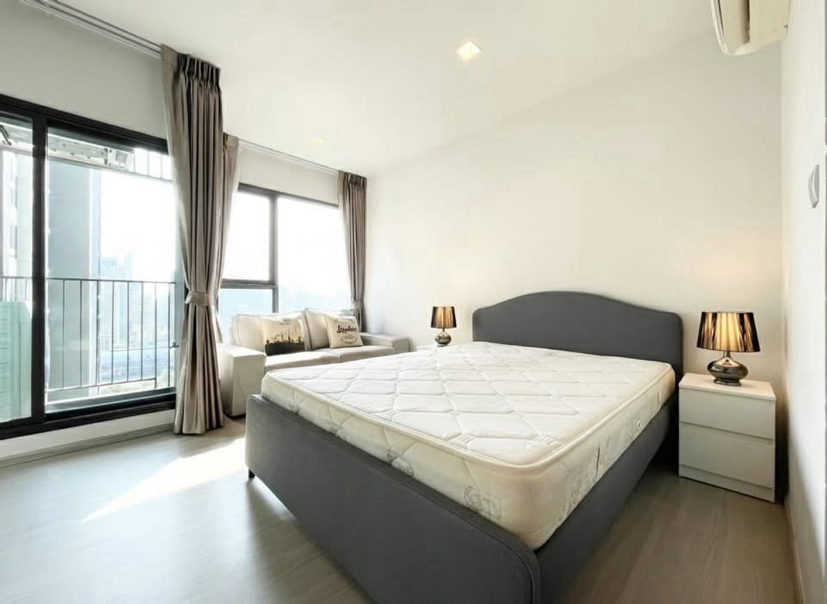 For RentCondoRama9, Petchburi, RCA : For rent Life Asoke - Rama 9