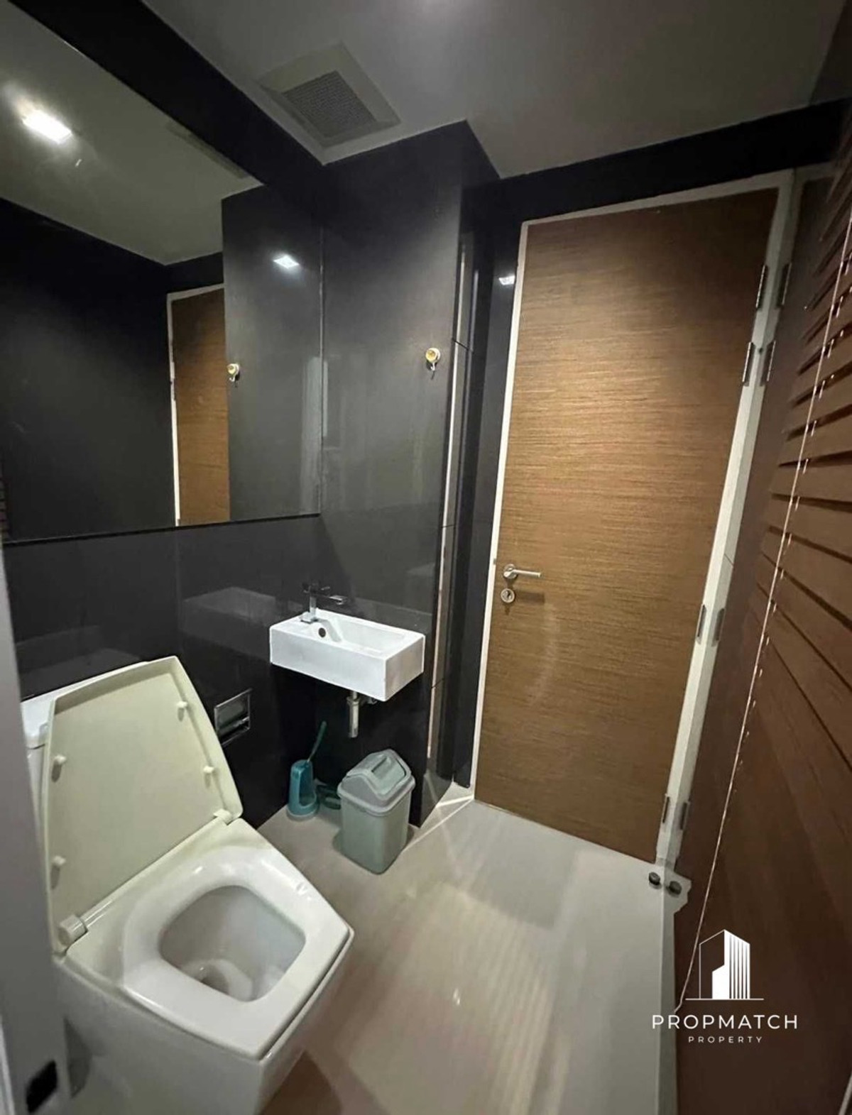 For SaleCondoSapankwai,Jatujak : RHYTHM Phahol-Ari 45sqm 4,450,000.-