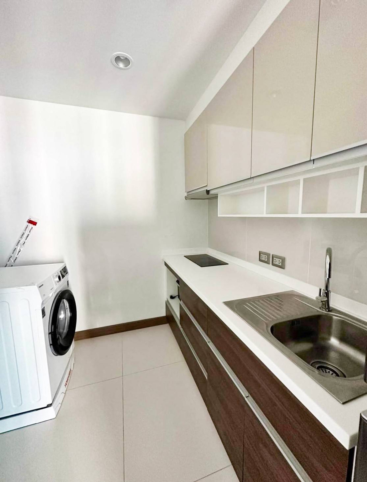 ให้เช่าคอนโดสุขุมวิท อโศก ทองหล่อ : เช่า 2 ห้องนอน 2 ห้องน้ำ ศุภาลัย โอเรียนทัล สุขุมวิท 39