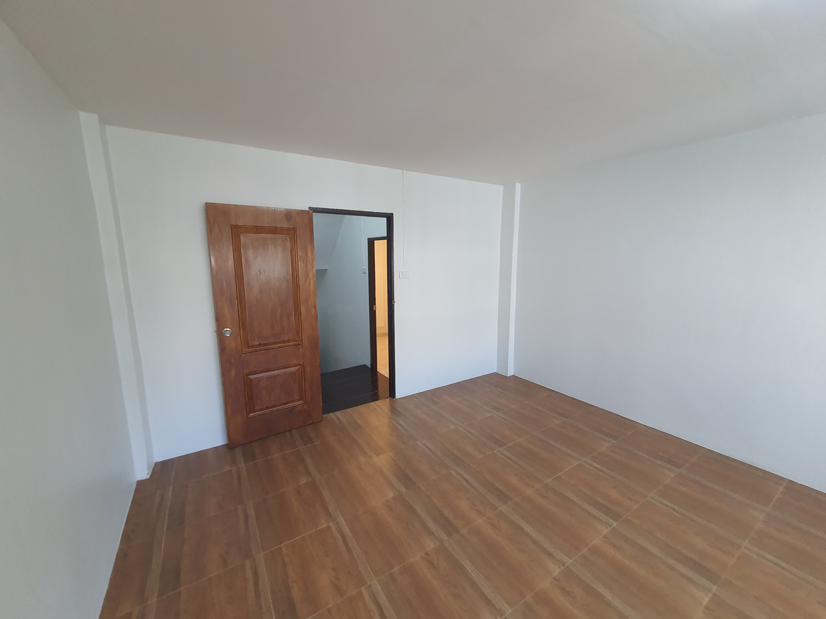 For SaleTownhomePhutthamonthon, Salaya : 3-story townhome, completely renovated, Boromarajonani 119 | 4 bedrooms, 3 bathrooms, high ceilings, not hot house, strong structure, ready to move in, near Mahidol, good location, nice to live in!